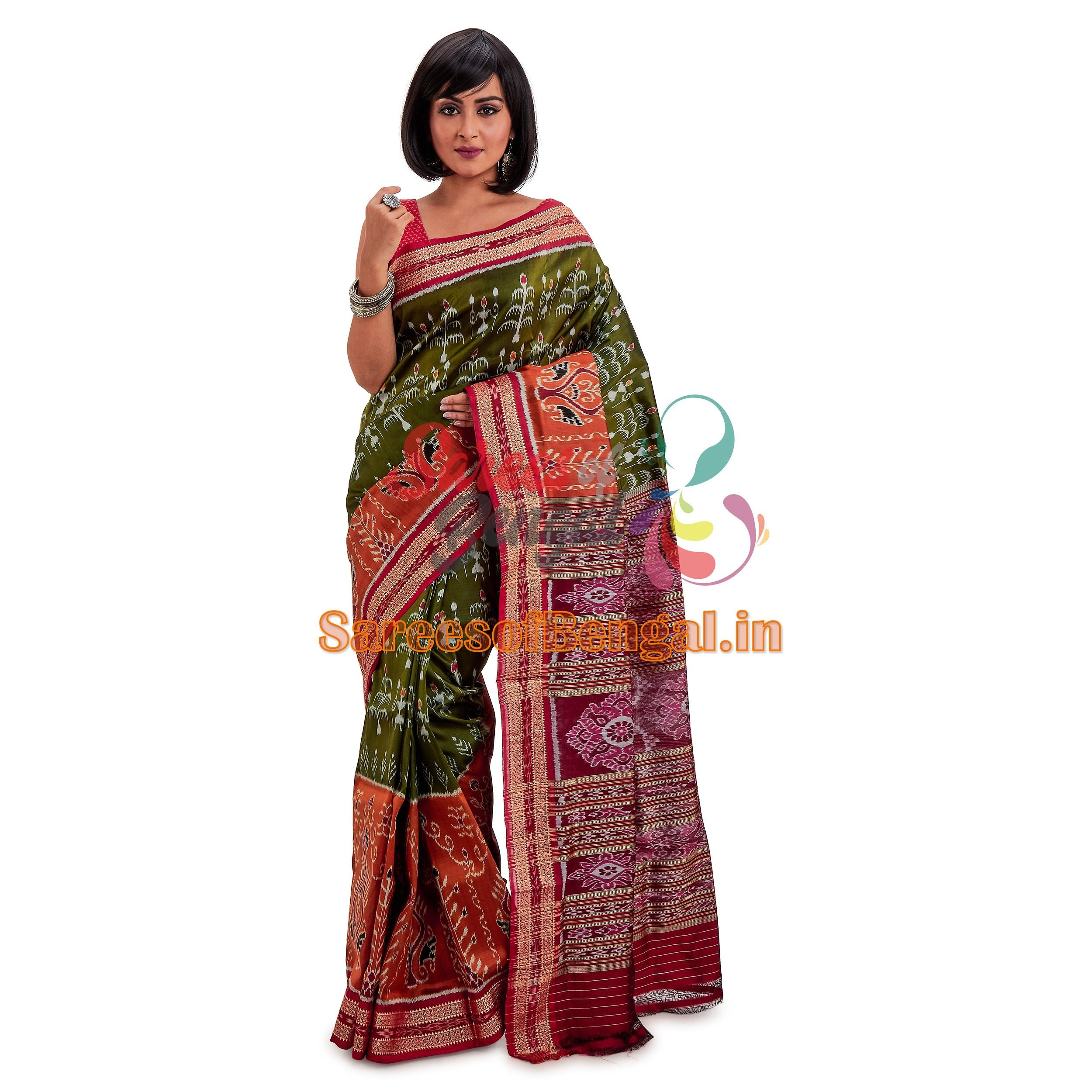 Dual Coloured Elegant Ikkat Silk Saree